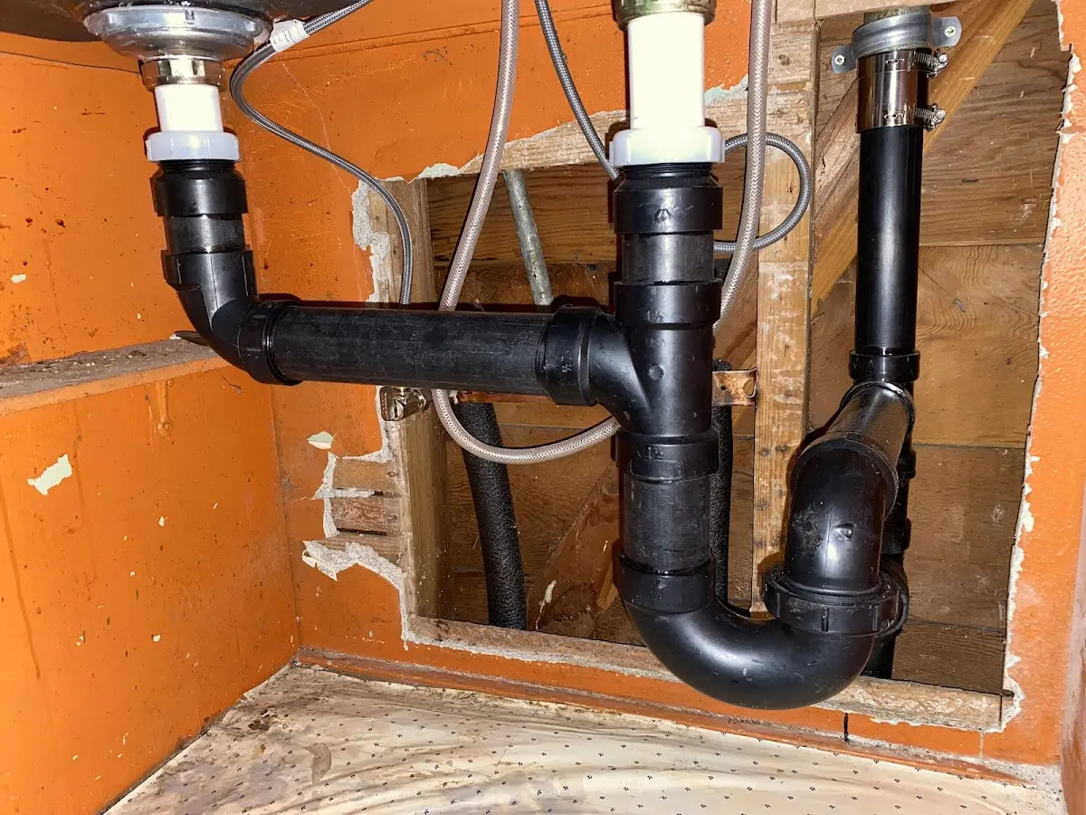 Professional Pipe Bursting equipment and tools on the job in Hawaiian Acres